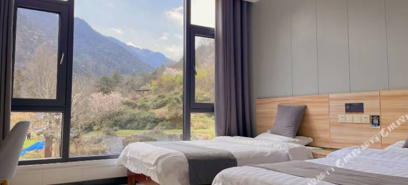 老朱家民宿(金寨天堂寨风景区店 )图片