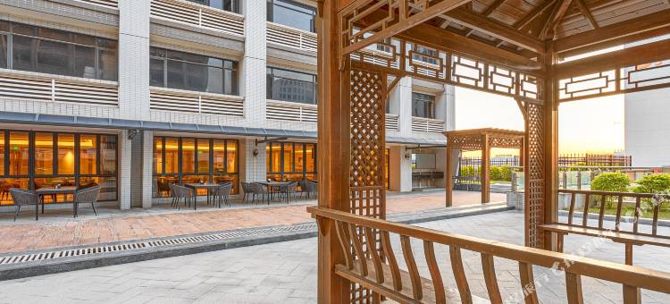 维也纳国际酒店(佛山绿岛广场绿岛湖地铁站店)图片