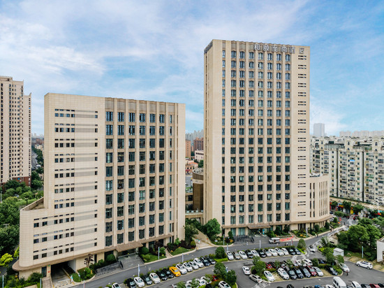 和颐至尚酒店(上海前滩三林世博创意园店)