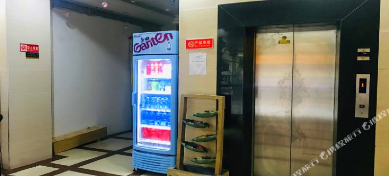 湛江喜洋洋宾馆(海滨船厂海军医院店)图片