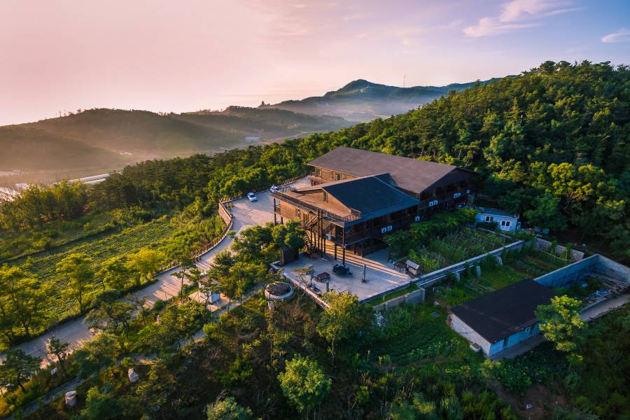 長島勃勃山莊