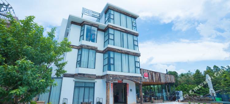 涠洲岛M·海景泳池民宿(五彩滩店)图片