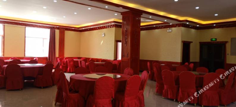 海蓝蓝酒店(黑马河店)图片