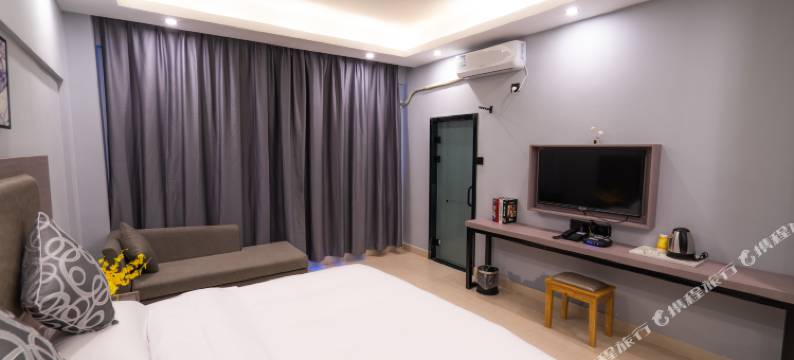 彩虹酒店(海口府城店)图片