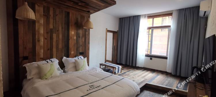 海螺沟未见山客栈图片