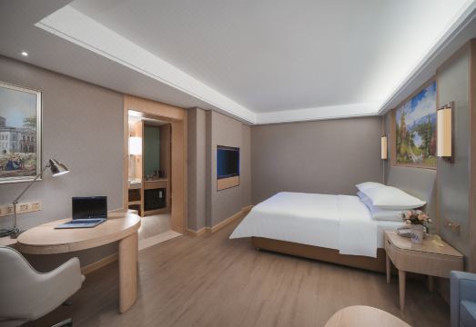 Vienna Hotel (Tianjin Olympic Center Tumor Hospital Subway Station Branch) Hotel Overview