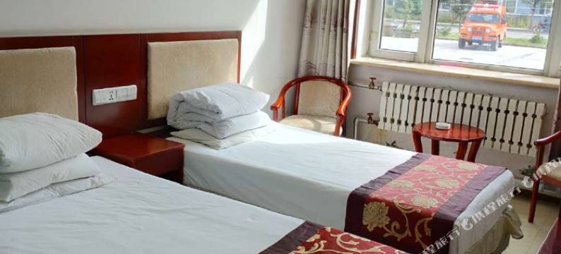 根河龙山宾馆图片