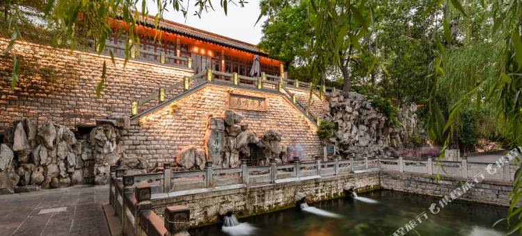 蔚徕J酒店(济南万象城省博物馆店)图片