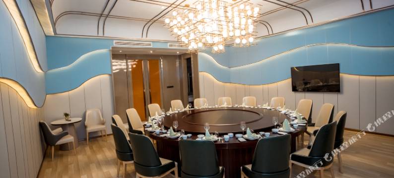 瑞莱克斯大酒店(满都海公园内蒙古医院店)图片