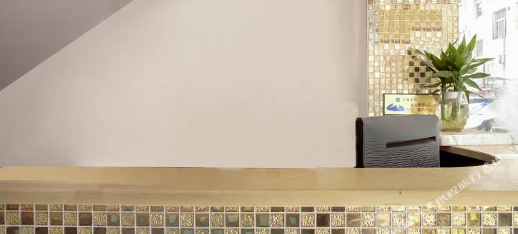 OYO长沙康寿宾馆(汽车西站店)图片