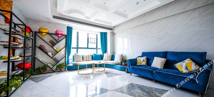 如驿时光酒店(长沙县吾悦广场松雅湖南地铁站店)图片