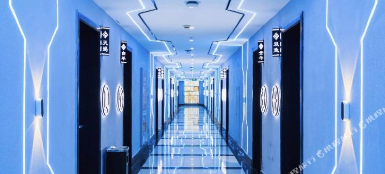 温馨99商务酒店(南昌红谷滩秋水广场店)图片