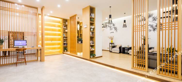 云之尚酒店(盈江盈湖公园汽车客运站店)图片