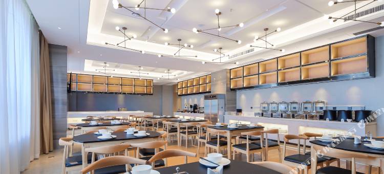 凯里亚德酒店(郑州方特电影小镇店)图片