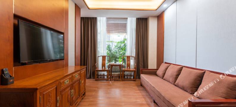 阆中滨江大酒店图片