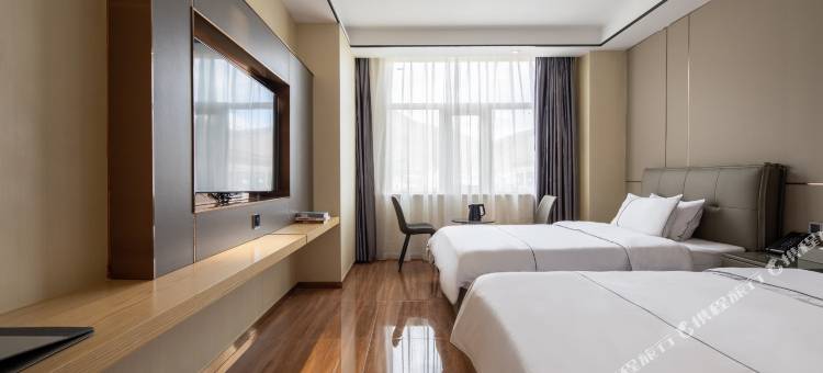 洛隆卓阅大酒店图片