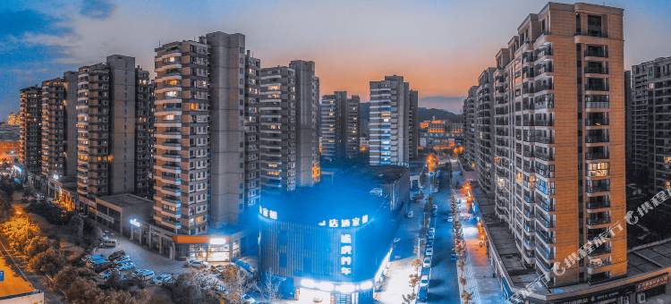 如家睿柏·云酒店(丽水经济开发区汽车城店)图片