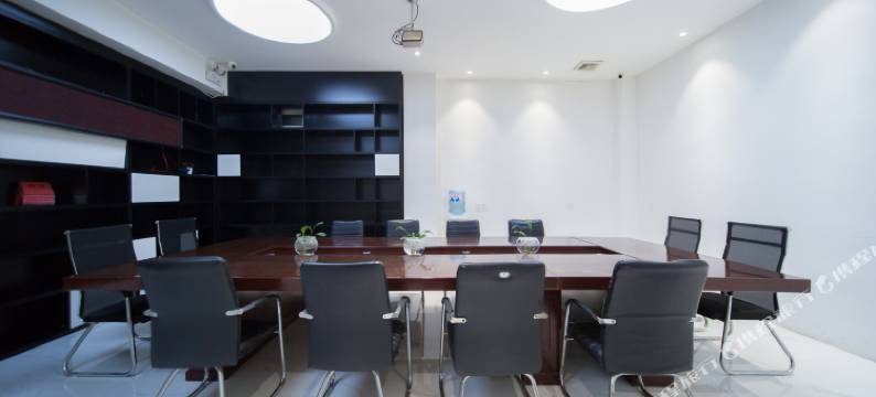 友纳酒店(T10探十里桐淮地铁站店)图片