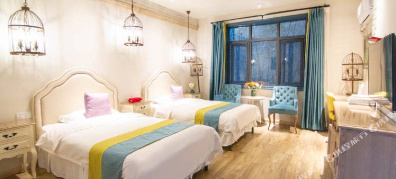 悦里·见山云栖(重渡沟演艺广场店)图片