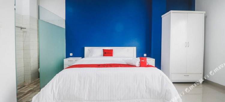 红多兹普拉斯酒店-近贾巴贝卡生活广场(RedDoorz Plus Near Living Plaza Jababeka)图片