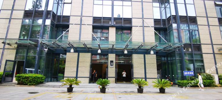 布丁精选酒店(杭州西湖大道城站地铁站店)图片