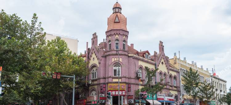 禧悦假日酒店(青岛栈桥火车站店)图片