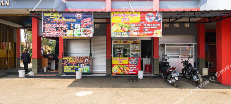 红多兹伊斯兰度假村-再也迪尔塔阿巴蒂(Formerly Reddoorz Resort Syariah Jaya Tirta Abadi)图片