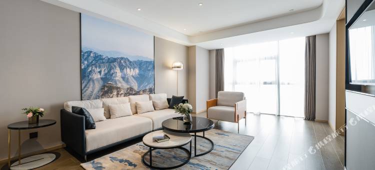 邯郸新世纪丛台公园亚朵酒店图片