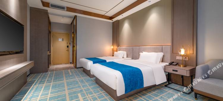 铂顿国际公寓(阳江东汇城广场店)图片