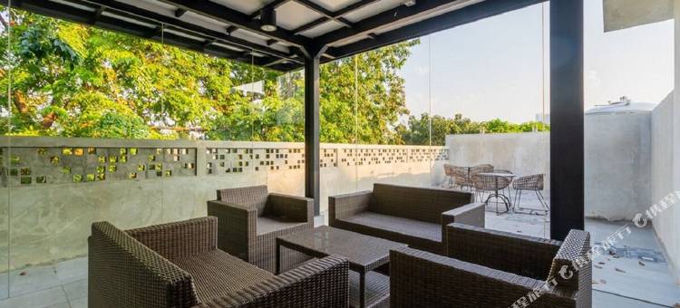 红多兹Plus酒店-近史纳延城(RedDoorz Plus Near Senayan City)图片