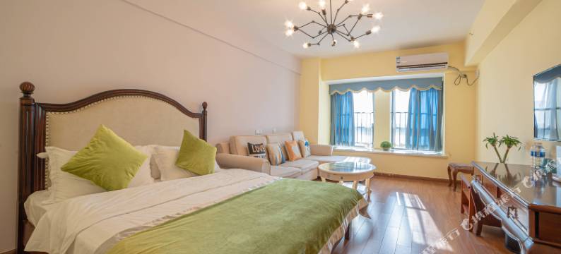 重庆班沙客酒店(龙湖源著天街店)图片