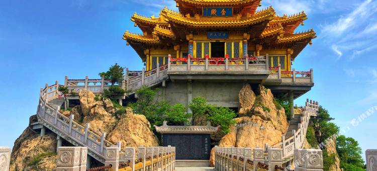 陌上轻宿酒店(栾川老君山凤凰天街店)图片