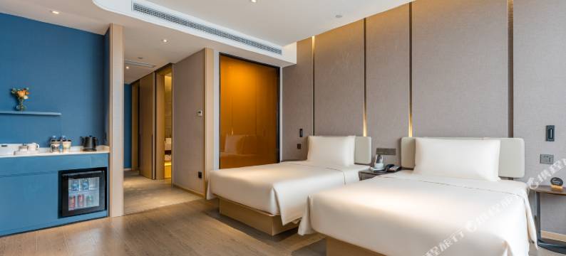 杭州临平崇贤上亿广场亚朵酒店图片