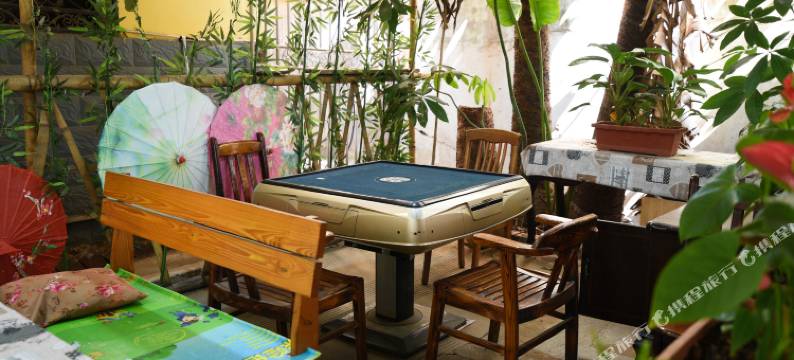 西双版纳早安南国客栈(泼水广场店)图片