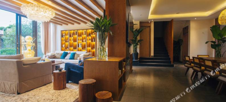 南园春晓民宿(丽江高铁站店)图片