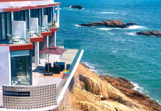Dongji Mcoral Sea View Sunrise Hotel (Zhoushan Cliff Sunrise) over view