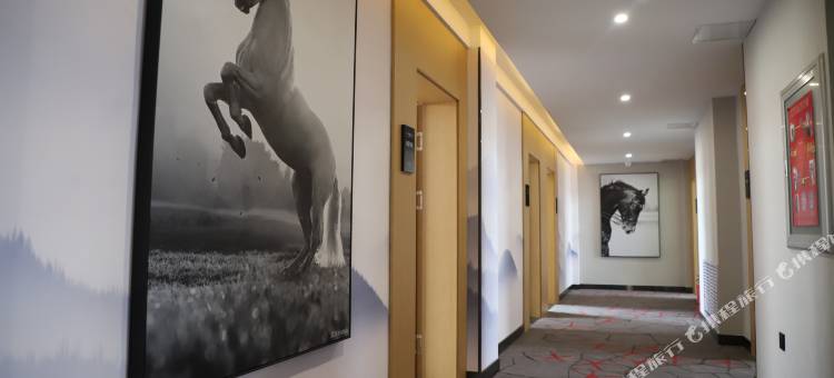 骏怡连锁酒店(盘锦双兴路火车站店)图片