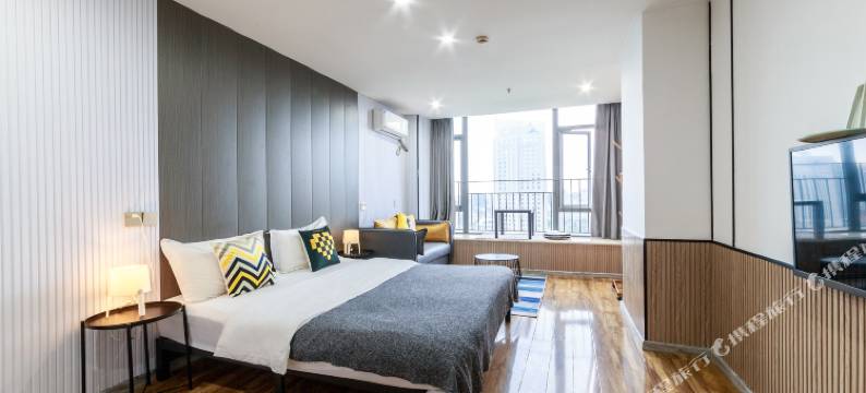 香榭休闲度假公寓(成都天府广场店)图片