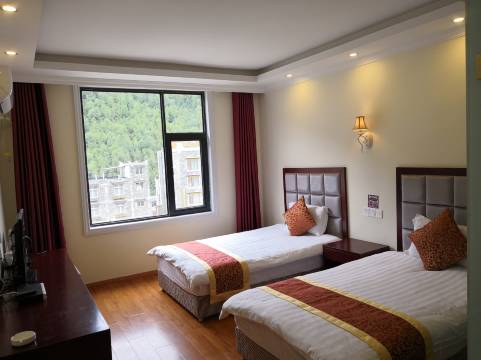 四姑娘山向阳客栈