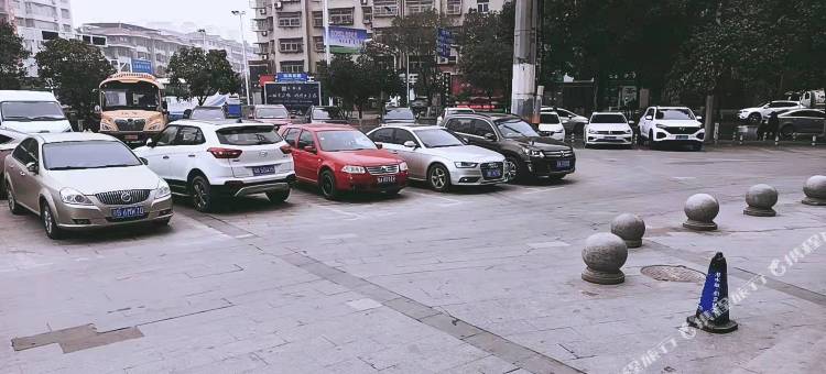 都市118连锁酒店(大冶北站店)图片