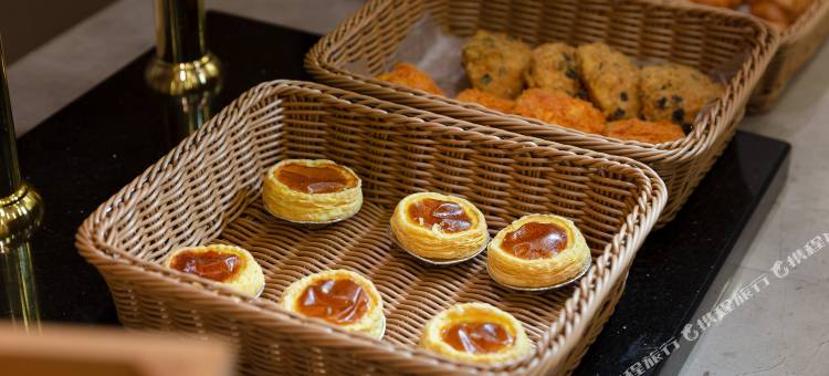 丽呈睿轩酒店(成都蜀都万达郫县高铁站店)图片