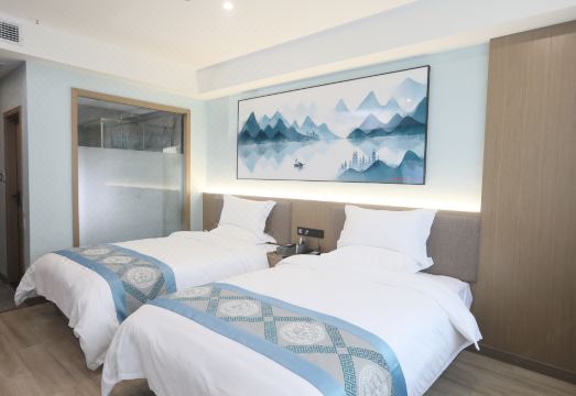 Qingganglin Hotel (Renhuai City Government Store) Hotel Overview