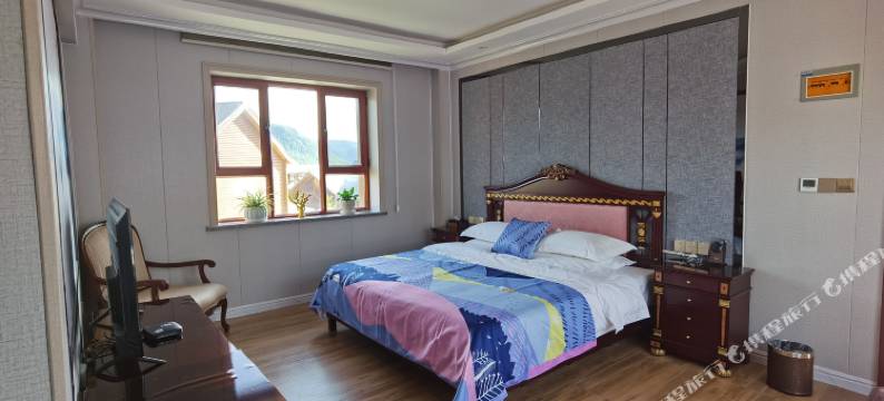 禾木花田溪山庄图片