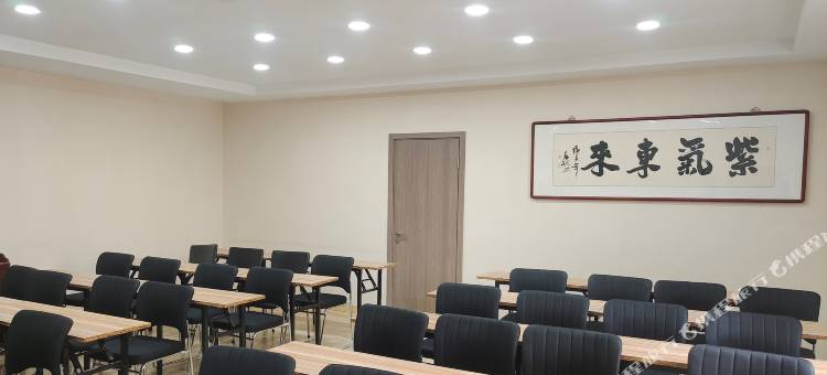 乐屋酒店(包头师范学院店)图片