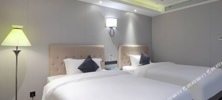 网鱼电竞酒店(苏州汽车南站团结桥地铁站店)图片