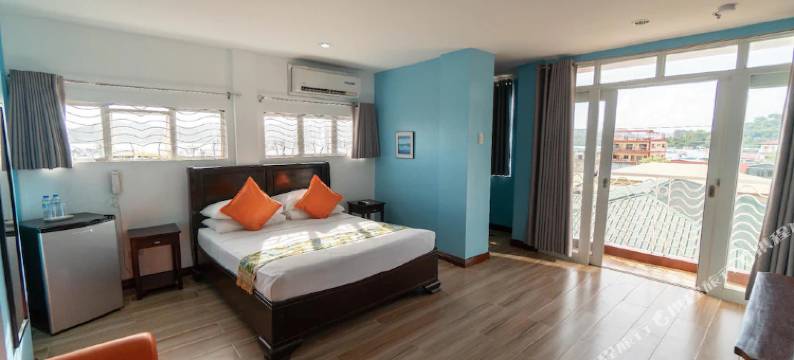 阿维尔湾一号酒店(One Averee Bay Hotel)图片