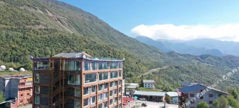 达瓦更扎·神山大酒店图片