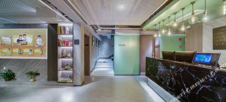 尖微空间艺术酒店(上海陆家浜路地铁站店)图片