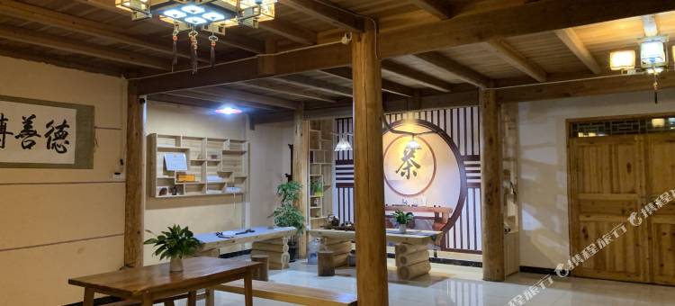 榕江溪畔居客栈(大利侗寨店)图片