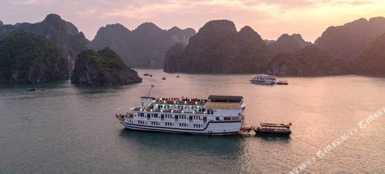 女王经典游轮(La Regina Classic Cruise)图片